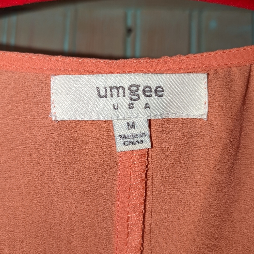 Umgee split back top - Picture 4 of 5